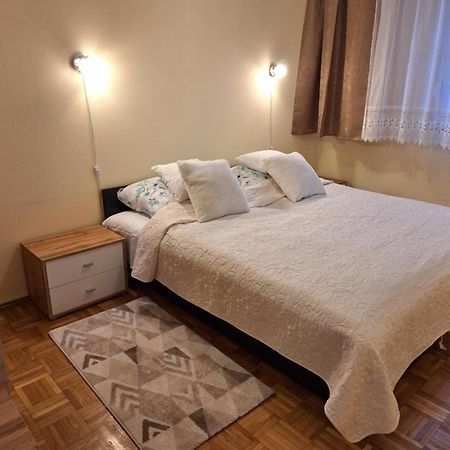 Gvadányi Rezidencia Apartamento Budapeste Exterior foto