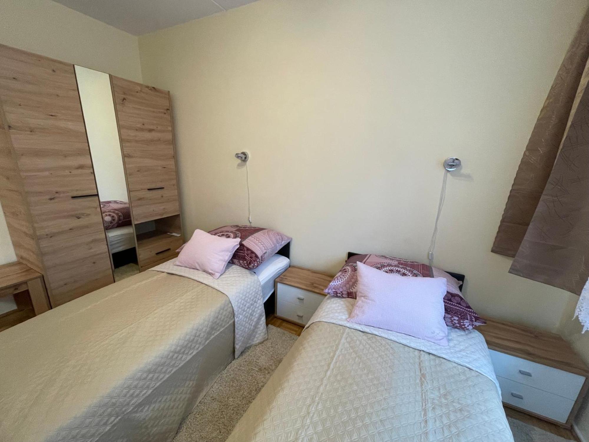 Gvadányi Rezidencia Apartamento Budapeste Exterior foto